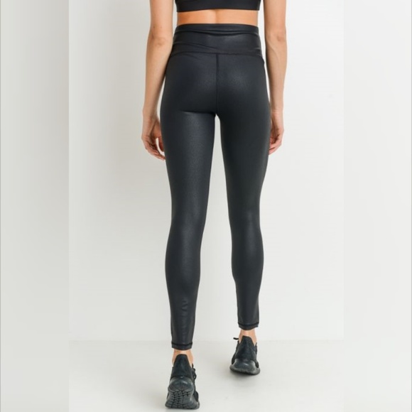 Highwaist Foil Scale Print Full Leggings - Picture 3 of 7